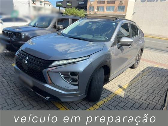 MITSUBISHI ECLIPSE CROSS 1.5 MIVEC TURBO GASOLINA HPE-S CVT MITSUBISHI ECLIPSE CROSS 1.5 MIVEC TURBO GASOLINA HPE-S CVT